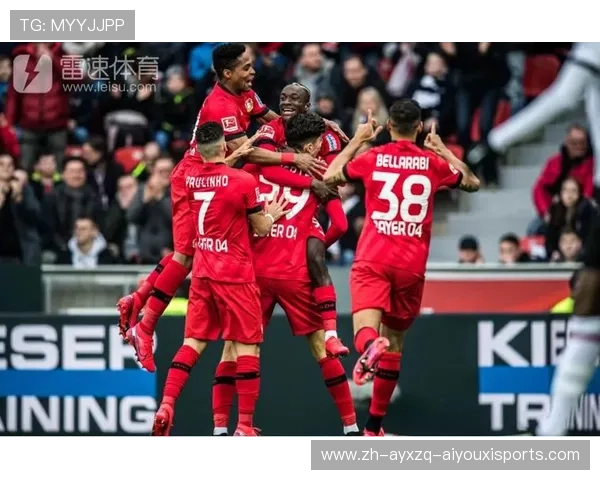 德甲球队封面图赏析：官方视觉设计风格集锦