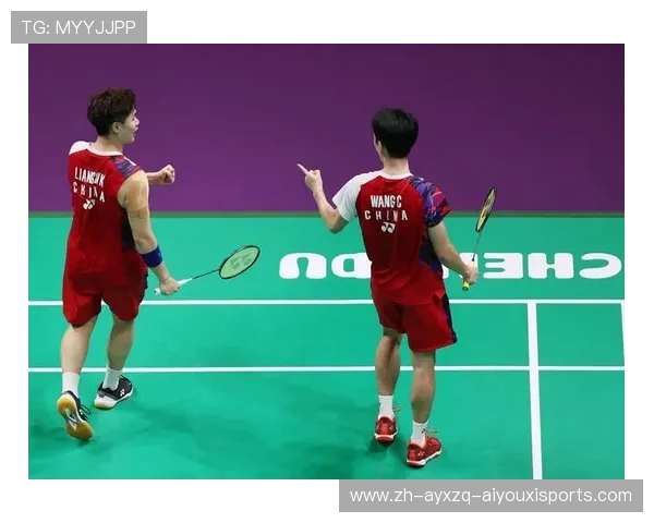 羽毛球林丹搭档